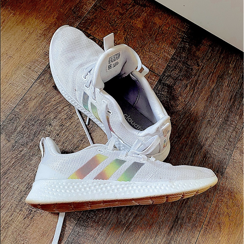 Pride adidas cloudfoam tennis shoes like new gently used